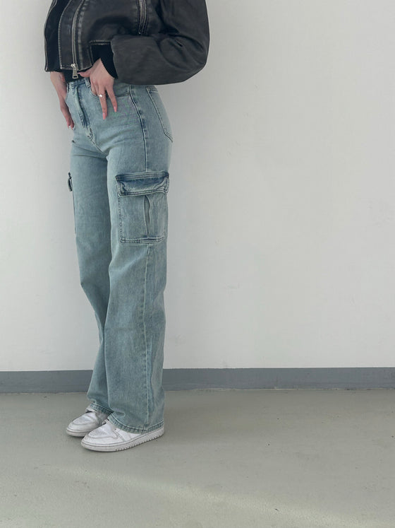 Straight cargo jeans washed blue